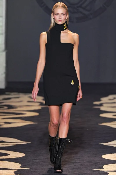 Look 2